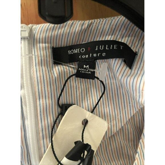 Romeo & Juliet Couture Medium Deep V Neck Blouse Bell Sleeves Multicolor NWT NEW - Picture 10 of 10